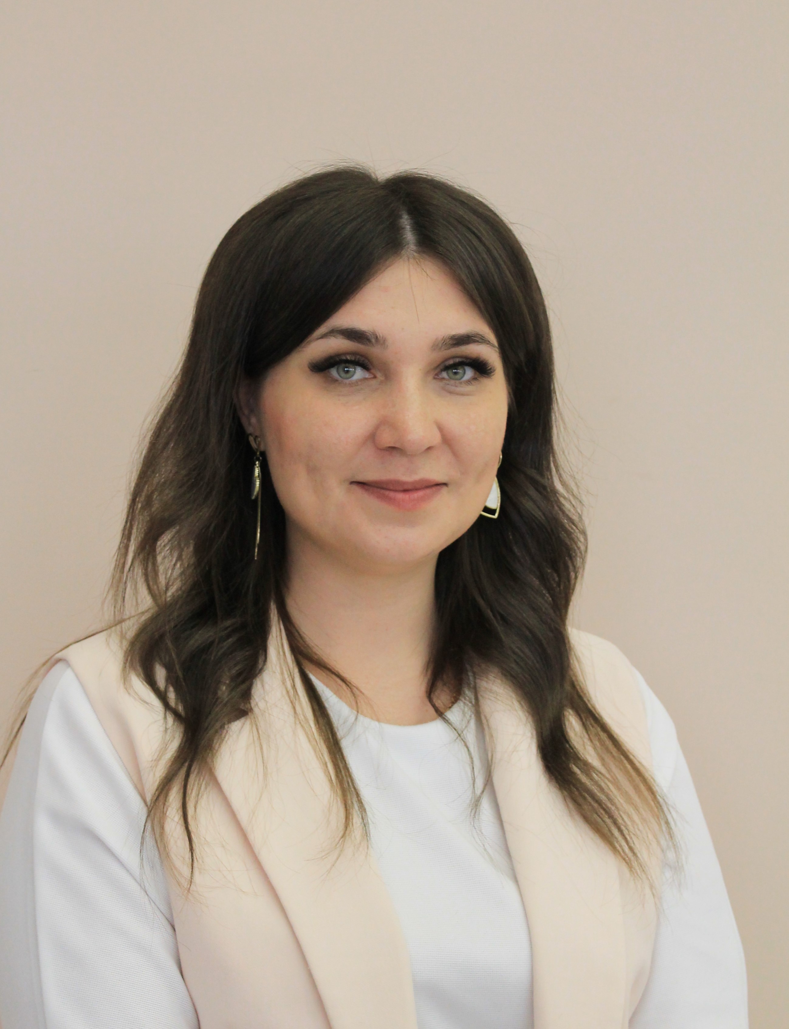 Музыкальный руководитель Михайлова Елена Юрьевна.